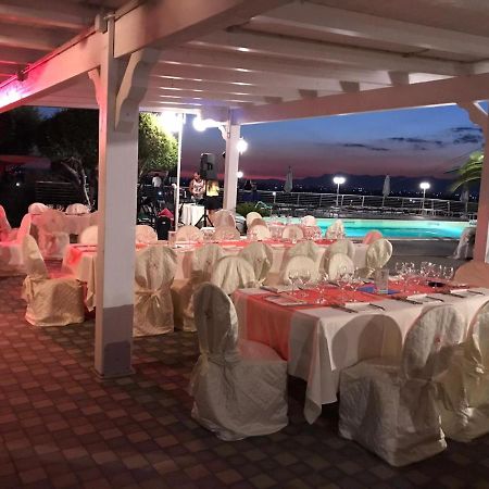 Hotel Ristorante Paradiso Albanella Kültér fotó