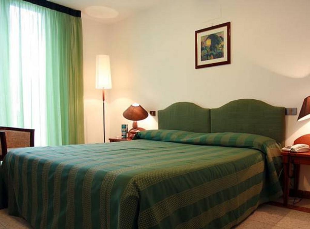 Hotel Ristorante Paradiso Albanella Kültér fotó