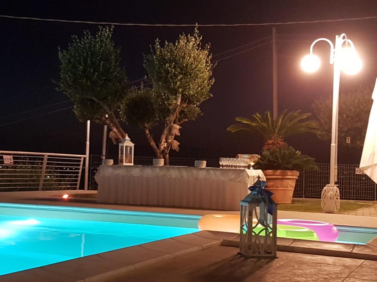 Hotel Ristorante Paradiso Albanella Kültér fotó